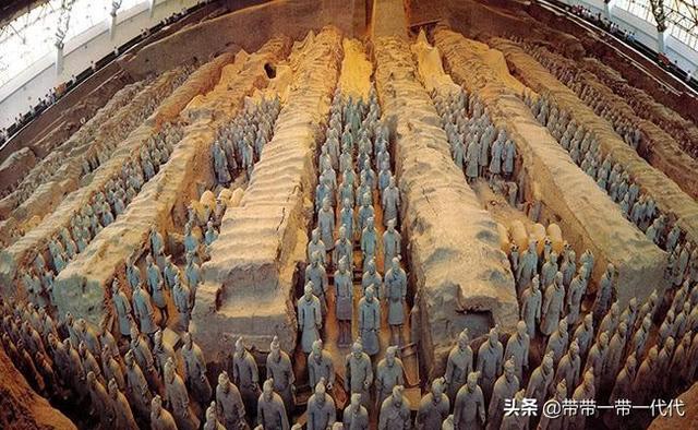 日本花60亿建的“兵马俑”，雕像栩栩如生，游客看后却傻眼了！