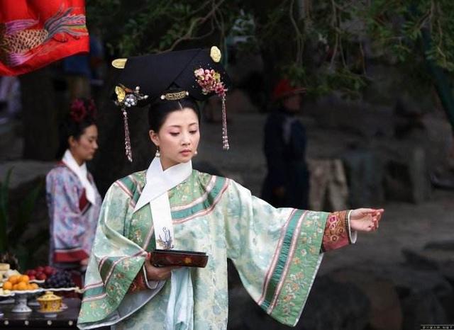清朝唯一一位敢当面怼慈禧的女孩，12岁嫁入满清贵族，17岁守寡