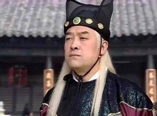 皇权的阴影：汉唐明三代宦官乱政的异同点